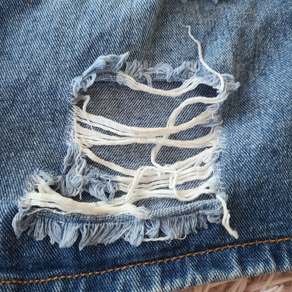 S Forever 21 Ripped Button Up Denim Skirt - Picture 7 of 12